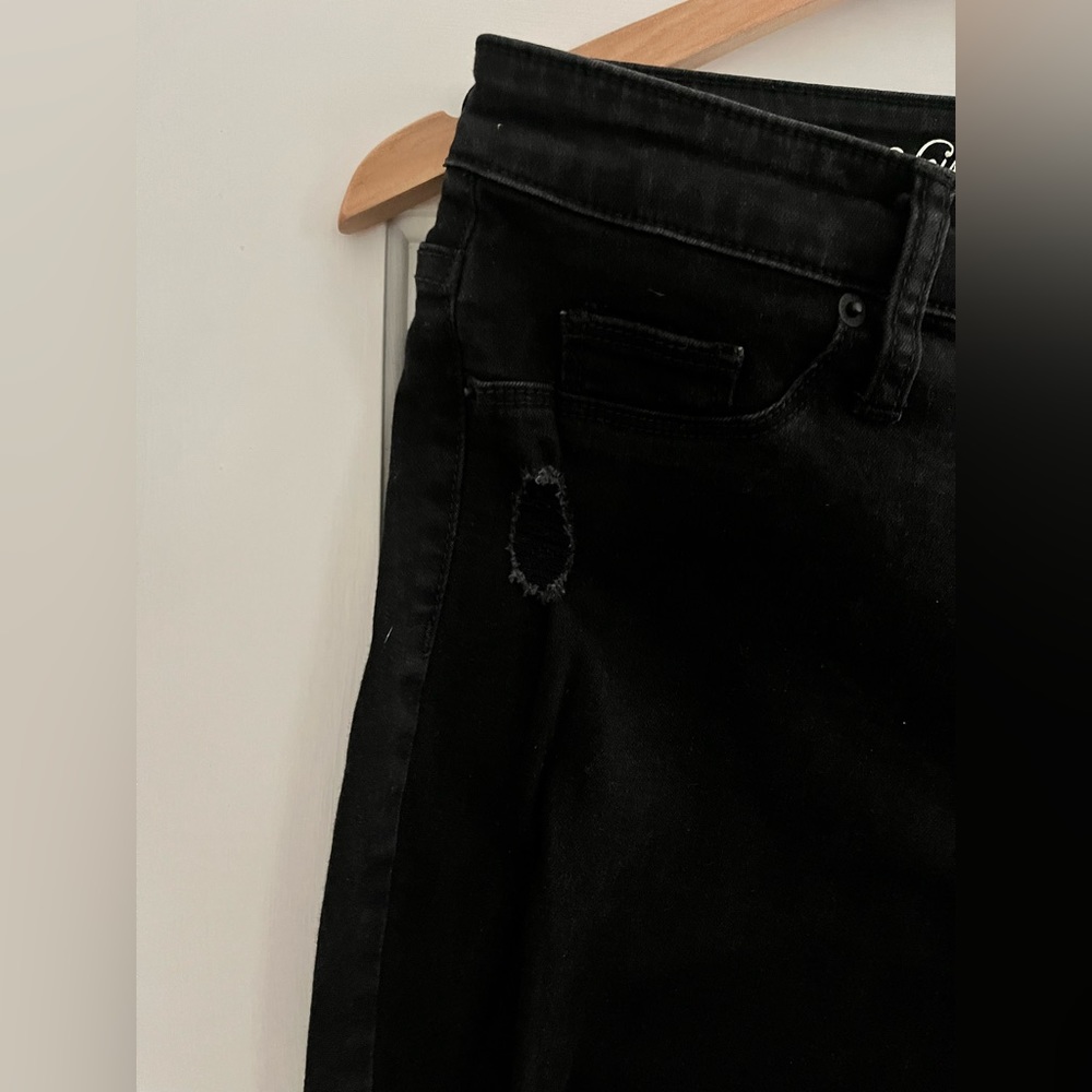 Universal Thread High Waisted Ripped Skinny Pants - Picture 3 of 6